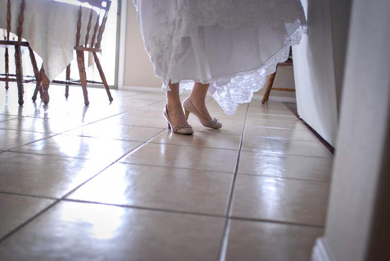 getting_ready_brides_home_las_vegas